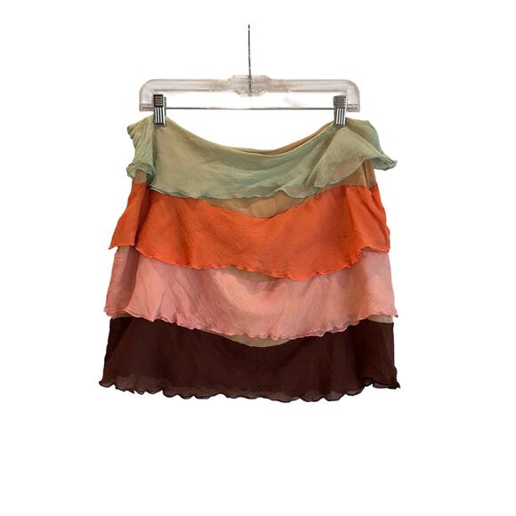 Trina Turk Pastel Tiered Ruffle Mini Skirt Boho Y2K Lettuce Hem Size 6 - Picture 1 of 5